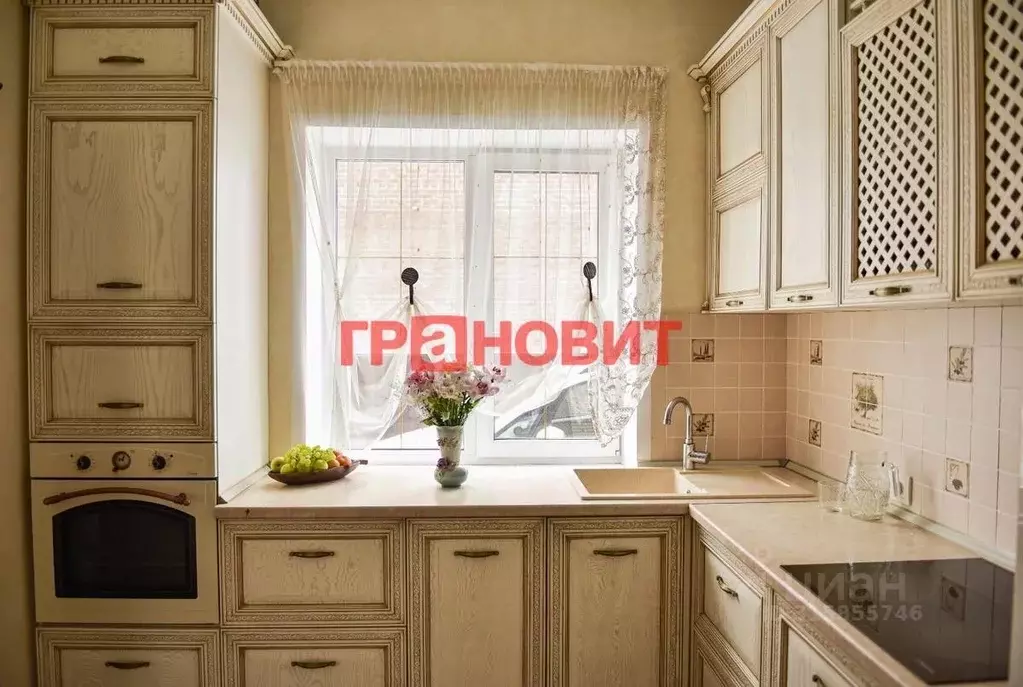 Коттедж в Новосибирская область, Новосибирский район, Мичуринский ... - Фото 0