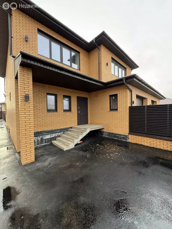 Дом в посёлок Приморский, Полевая улица, 20А (200 м) - Фото 1