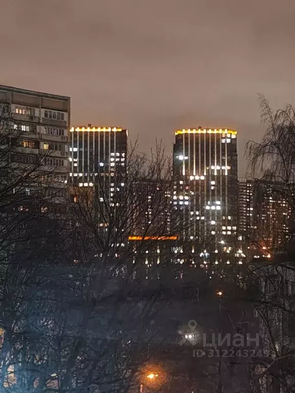 2-к кв. Москва ул. Ремизова, 9 (56.0 м) - Фото 0