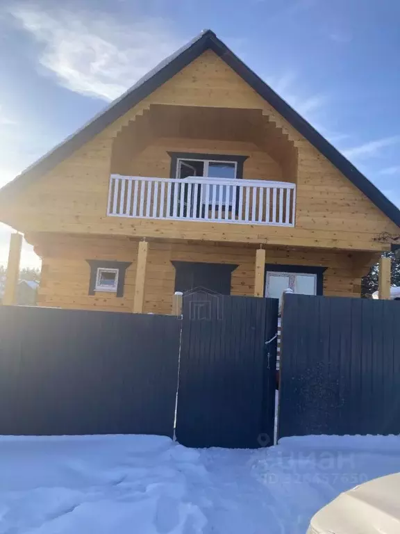 Дом в Иркутская область, Иркутский муниципальный округ, д. Карлук ул. ... - Фото 1