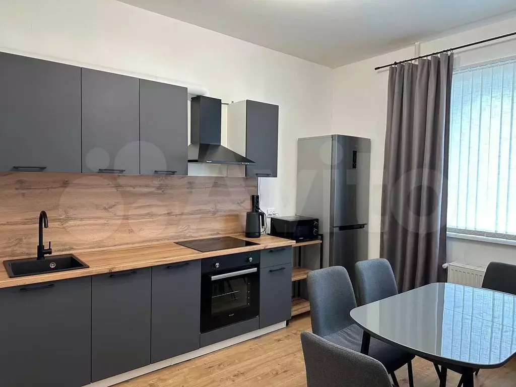2-к. квартира, 60 м, 12/25 эт. - Фото 1