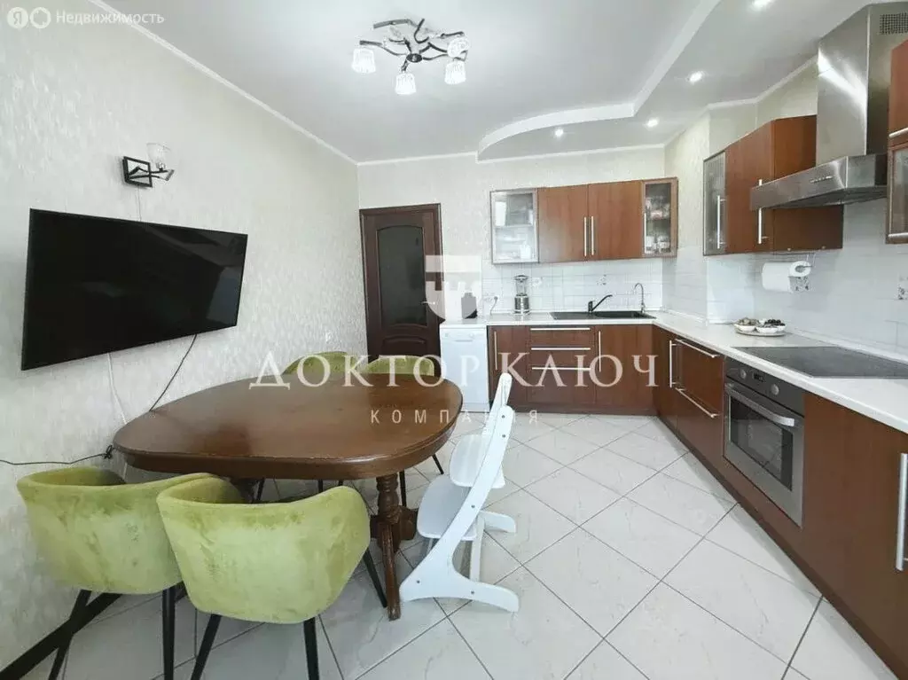 2-комнатная квартира: Новосибирск, улица Адриена Лежена, 29 (67.1 м) - Фото 1