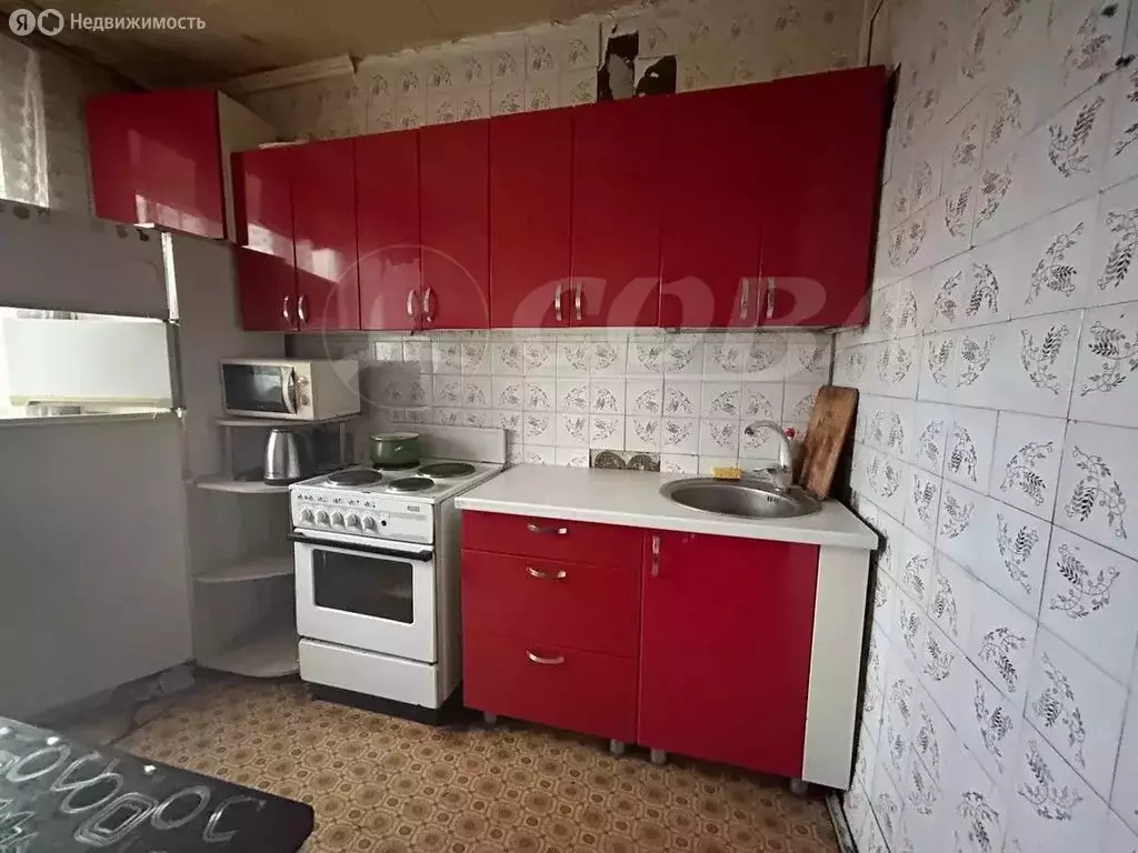 4-комнатная квартира: Тобольск, 9-й микрорайон, 30 (78.8 м) - Фото 1