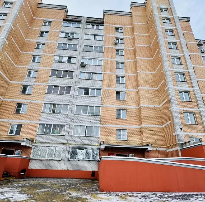 1-к. квартира, 38 м, 2/9 эт. - Фото 0