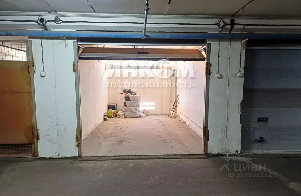 Гараж в Москва Юровская ул., 105 (18 м) - Фото 1