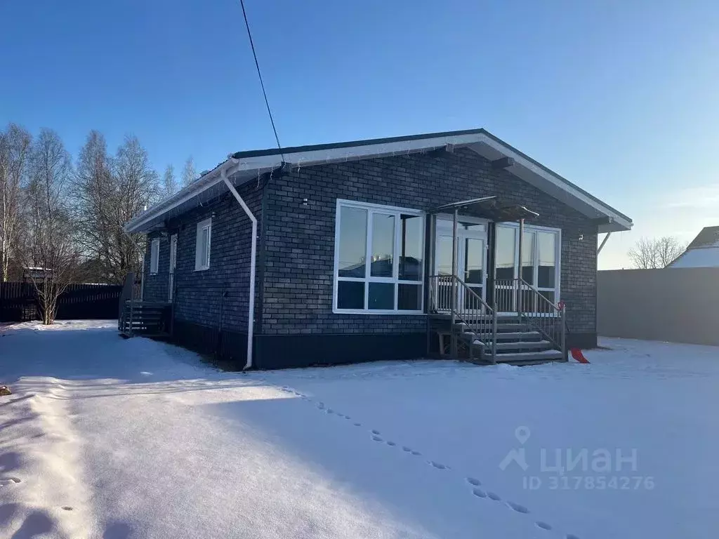 Дом в Ярославская область, Углич ул. Молодежная, 11 (117 м) - Фото 0