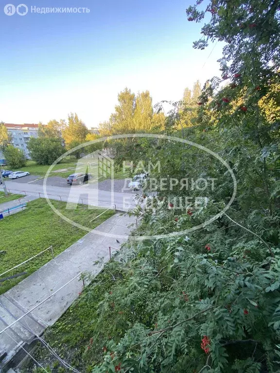 3-комнатная квартира: Лысьва, улица Смышляева, 46 (58.4 м) - Фото 1