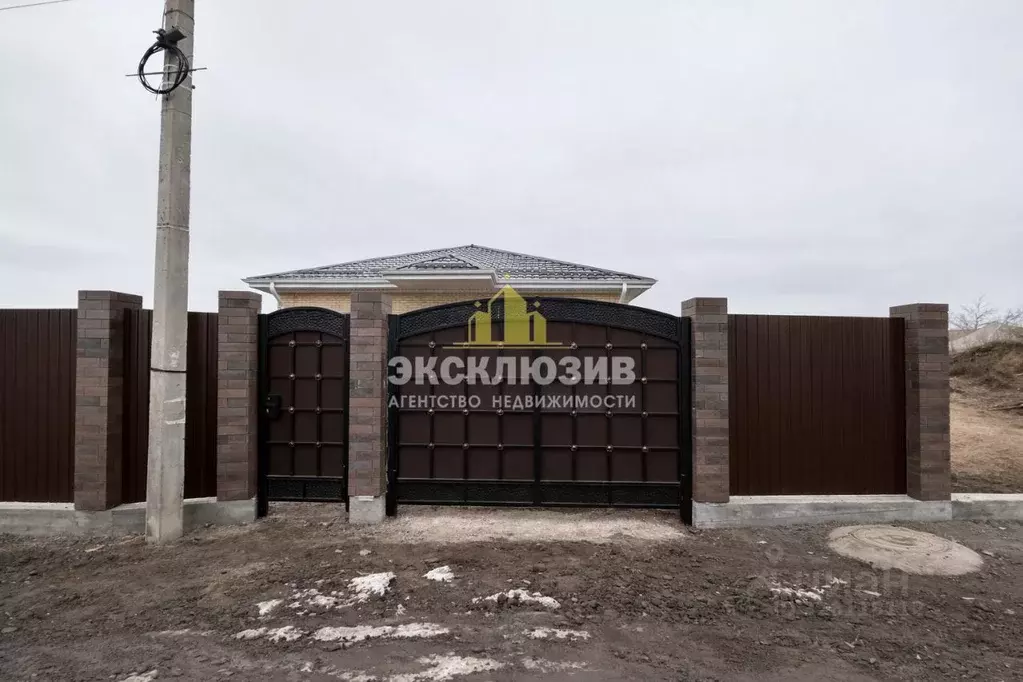 Дом в Ставропольский край, Ессентуки Рабочая ул., 51 (150 м) - Фото 2