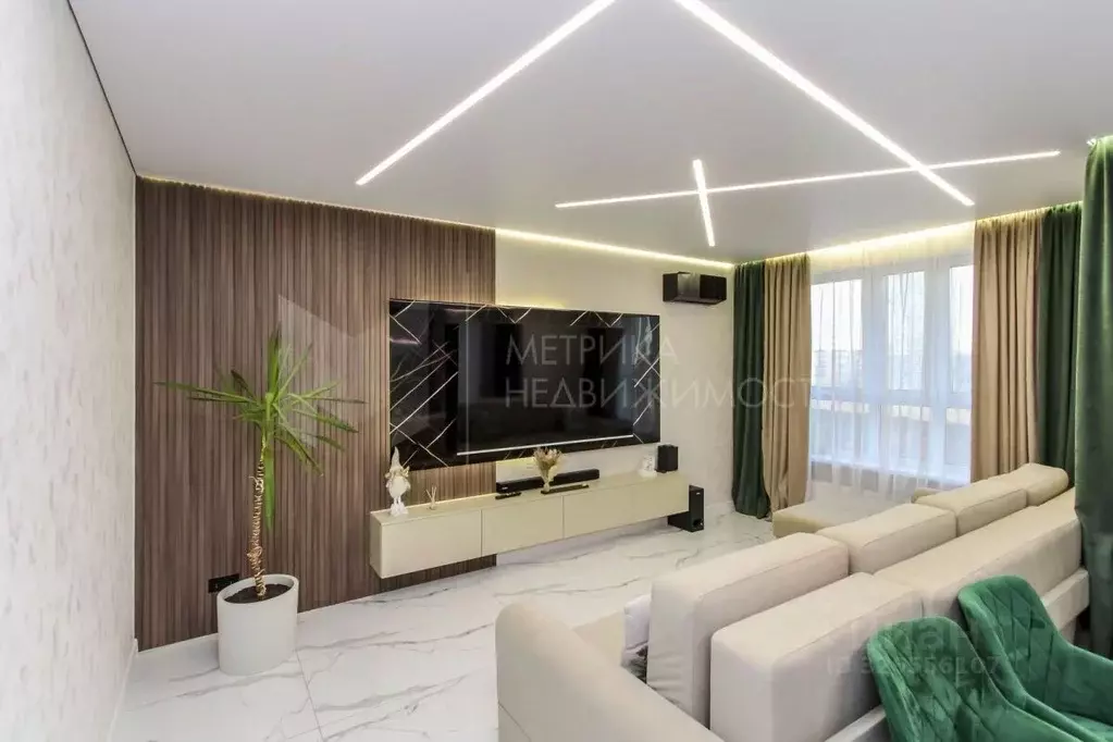 2-к кв. Тюменская область, Тюмень ул. Пожарных и Спасателей, 14 (88.0 ... - Фото 1