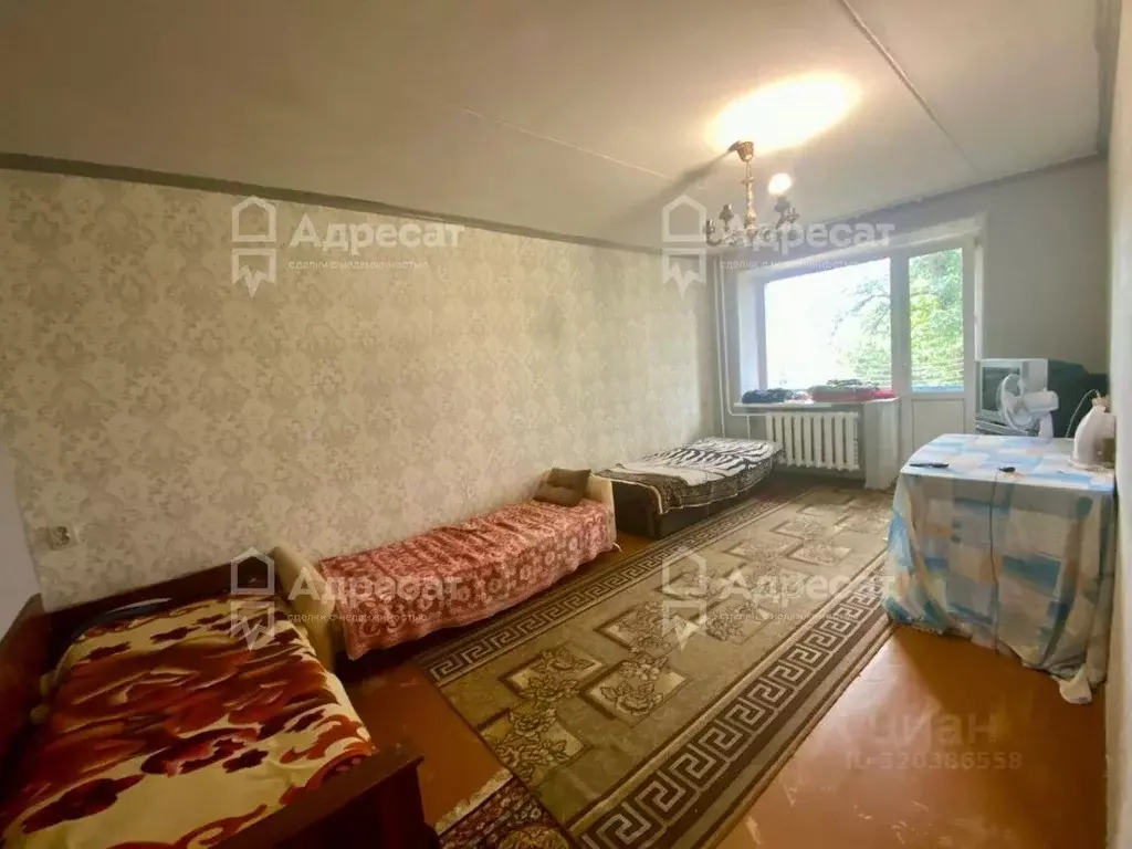 2-к кв. Волгоградская область, Волгоград просп. Столетова, 44 (44.4 м) - Фото 0
