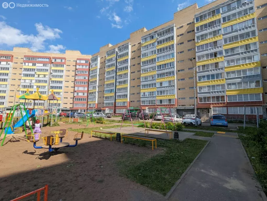 2-комнатная квартира: Набережные Челны, Авангардная улица, 43 (64.5 м) - Фото 0