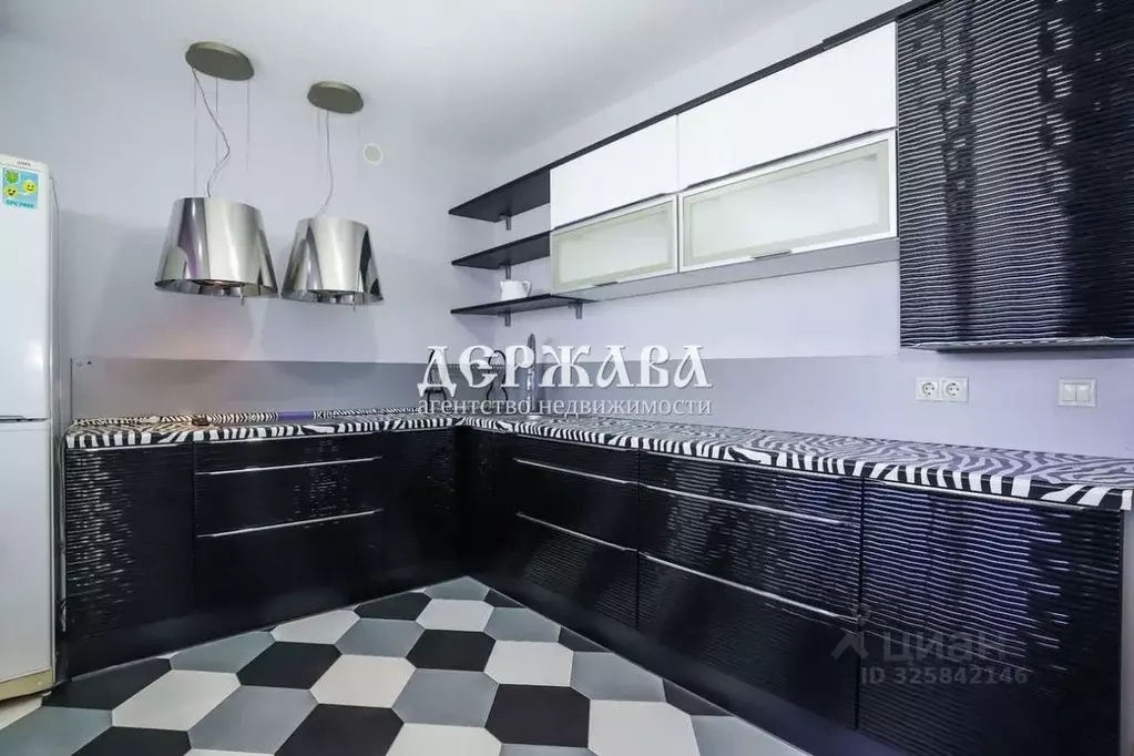 2-к кв. Белгородская область, Старый Оскол Дубрава мкр, 3 кв-л, 1А ... - Фото 1