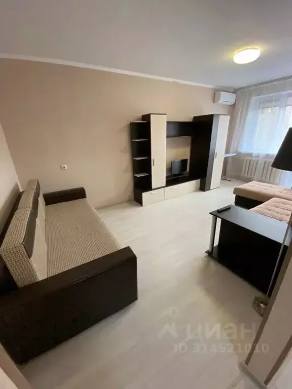1-к кв. Краснодарский край, Темрюк ул. Ленина, 96 (35.0 м) - Фото 0