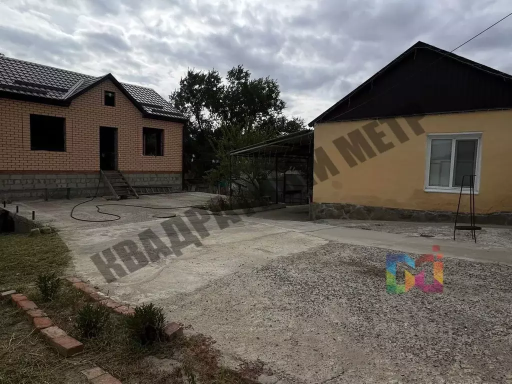 Дом в Калмыкия, Элиста ул. Папанина, 21А (45 м) - Фото 0