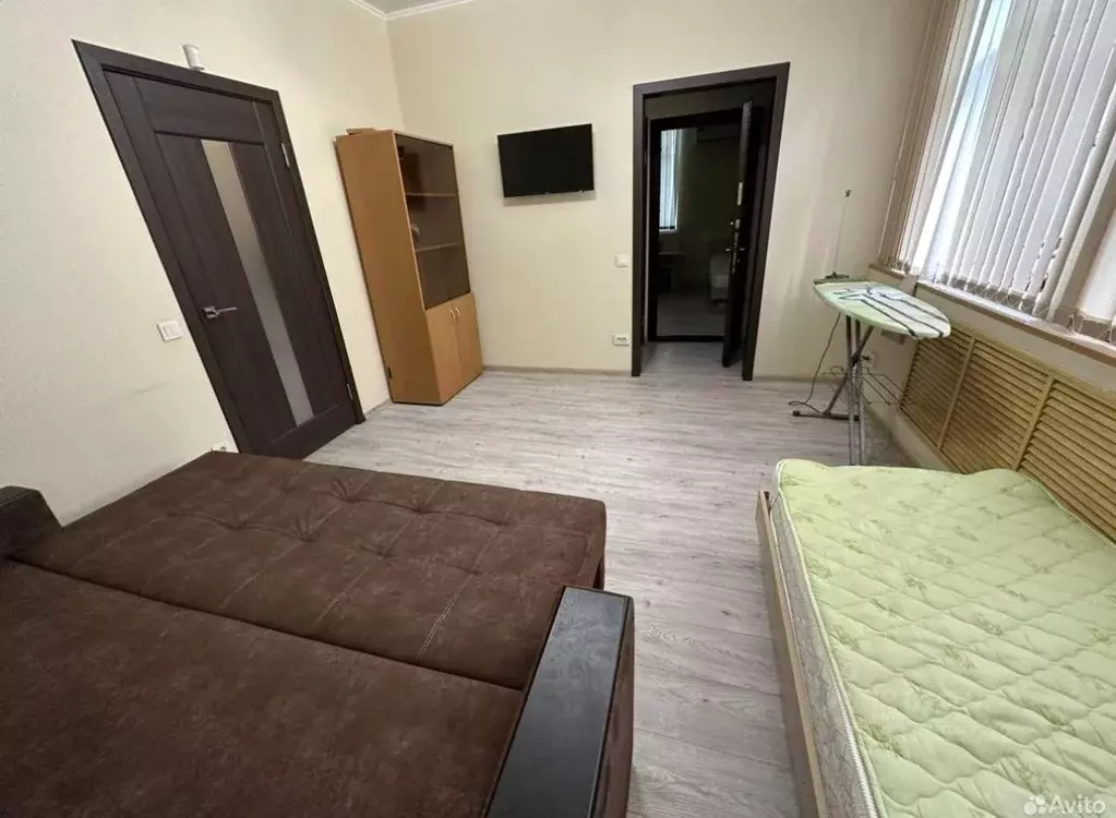 3-к кв. Ростовская область, Шахты Садовая ул., 4 (80.0 м) - Фото 1