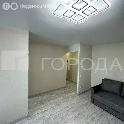 2-комнатная квартира: Барнаул, улица Матросова, 15 (42.8 м) - Фото 1