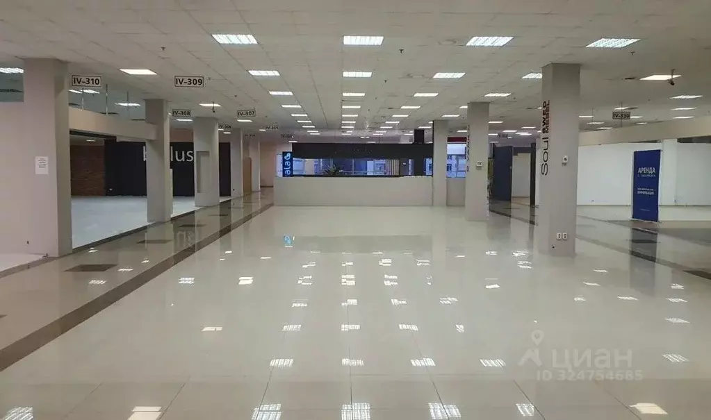 Торговая площадь в Санкт-Петербург Варшавская ул., 3к1 (535 м) - Фото 1