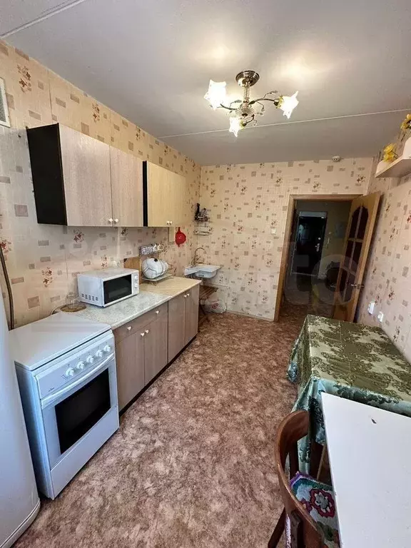2-к. квартира, 54 м, 1/10 эт. - Фото 0