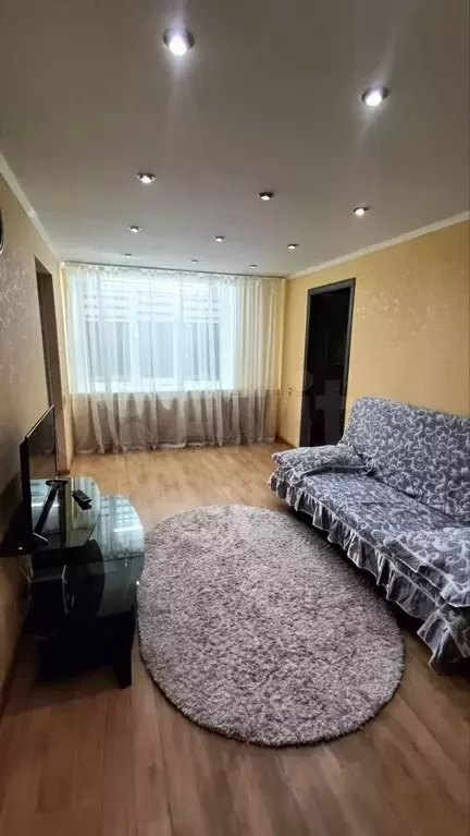 2-к. квартира, 42 м, 5/5 эт. - Фото 0