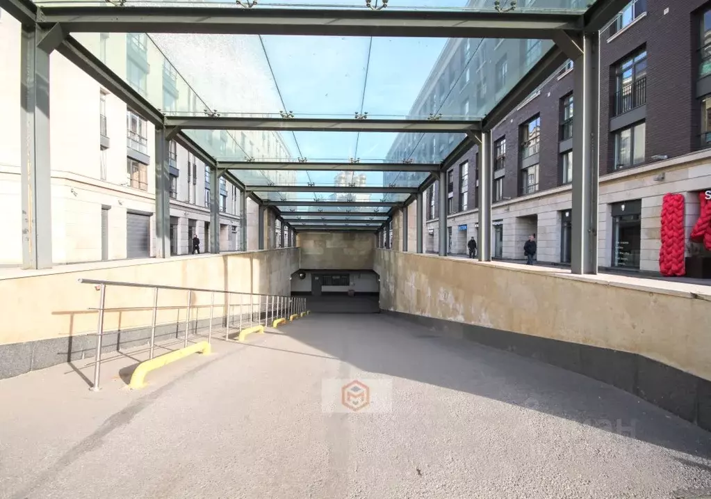 Гараж в Санкт-Петербург Полтавский проезд, 2 (26 м) - Фото 1