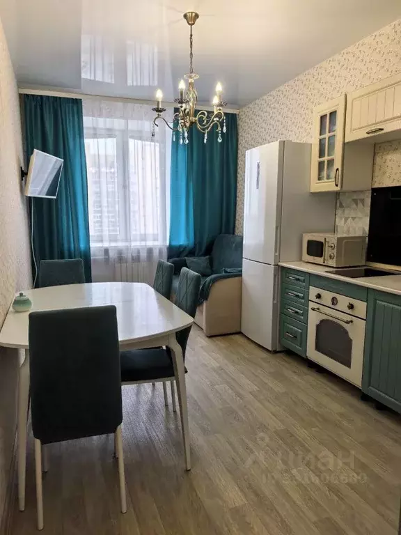 1-к кв. Тюменская область, Тюмень ул. Линейная, 17 (44.0 м) - Фото 0