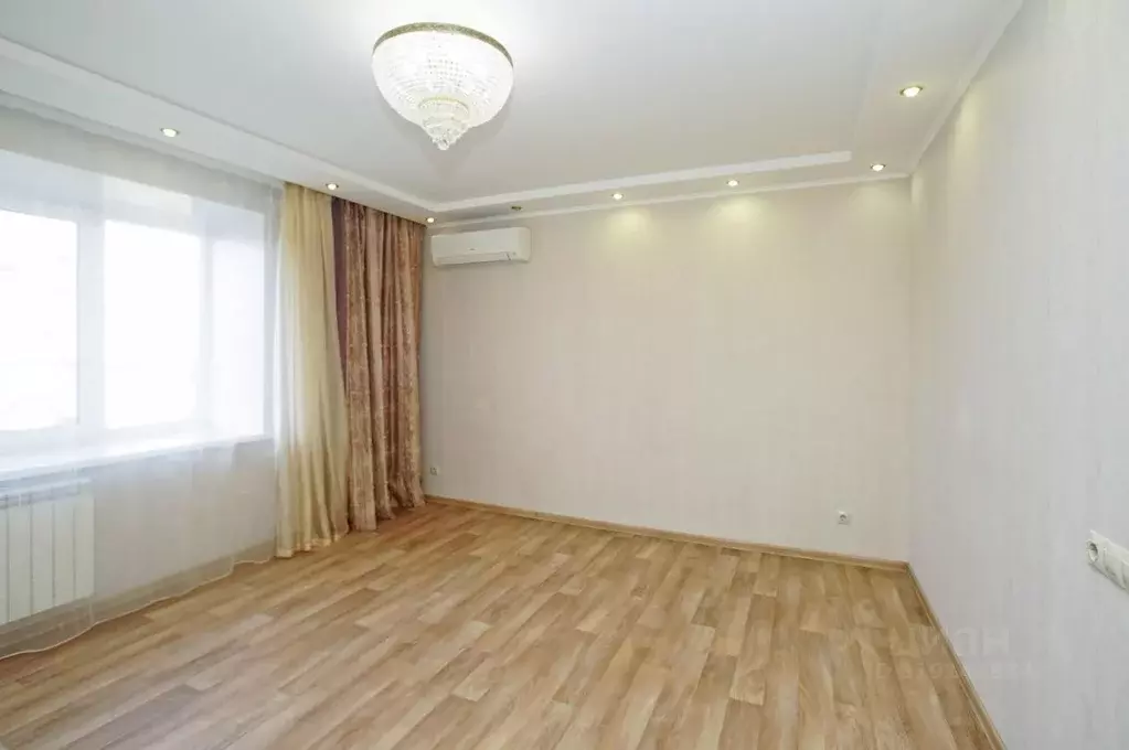 3-к кв. Омская область, Омск ул. 70 лет Октября, 20 (80.7 м) - Фото 2