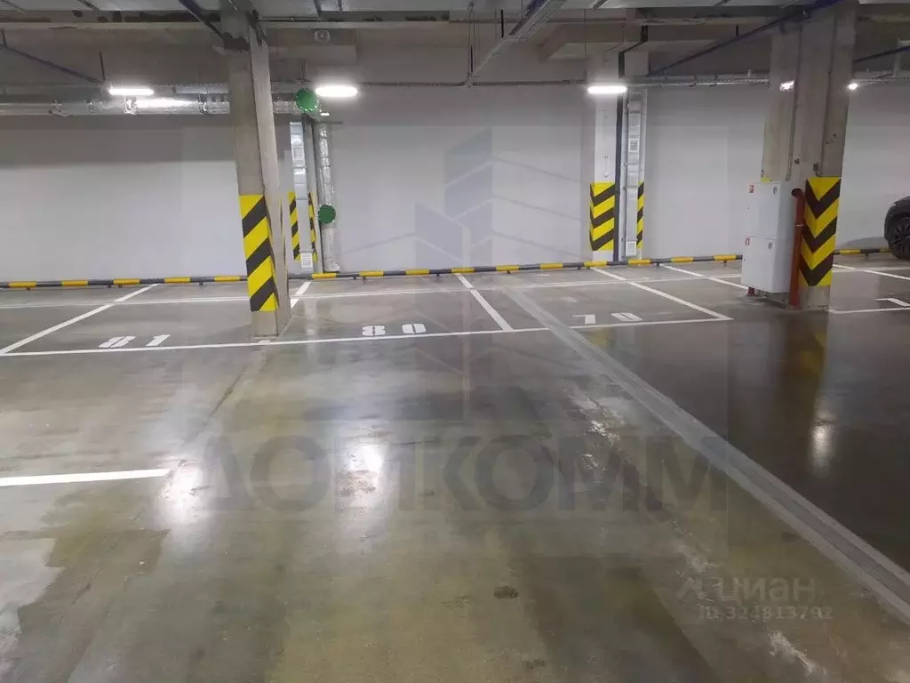 Гараж в Свердловская область, Екатеринбург ул. Азина, 25 (14 м) - Фото 2