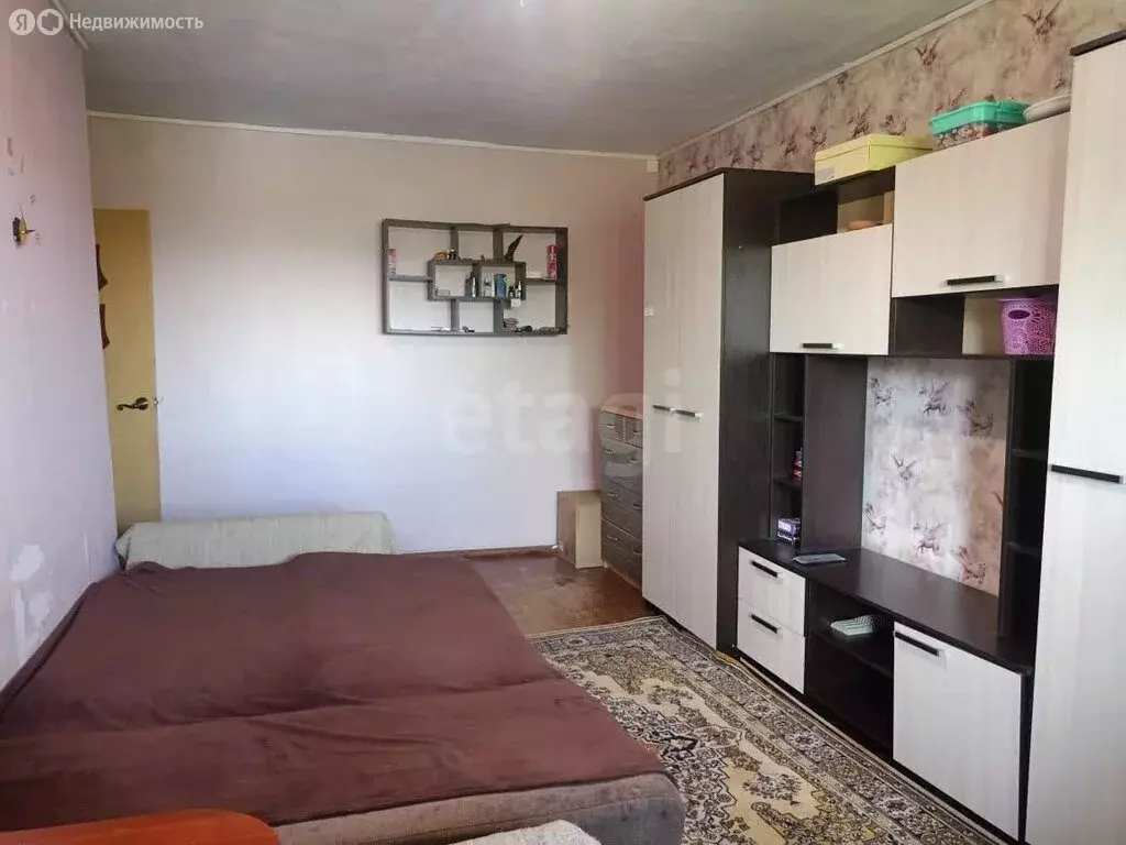 2-комнатная квартира: Ирбит, улица Мамина-Сибиряка, 6 (41.8 м) - Фото 1