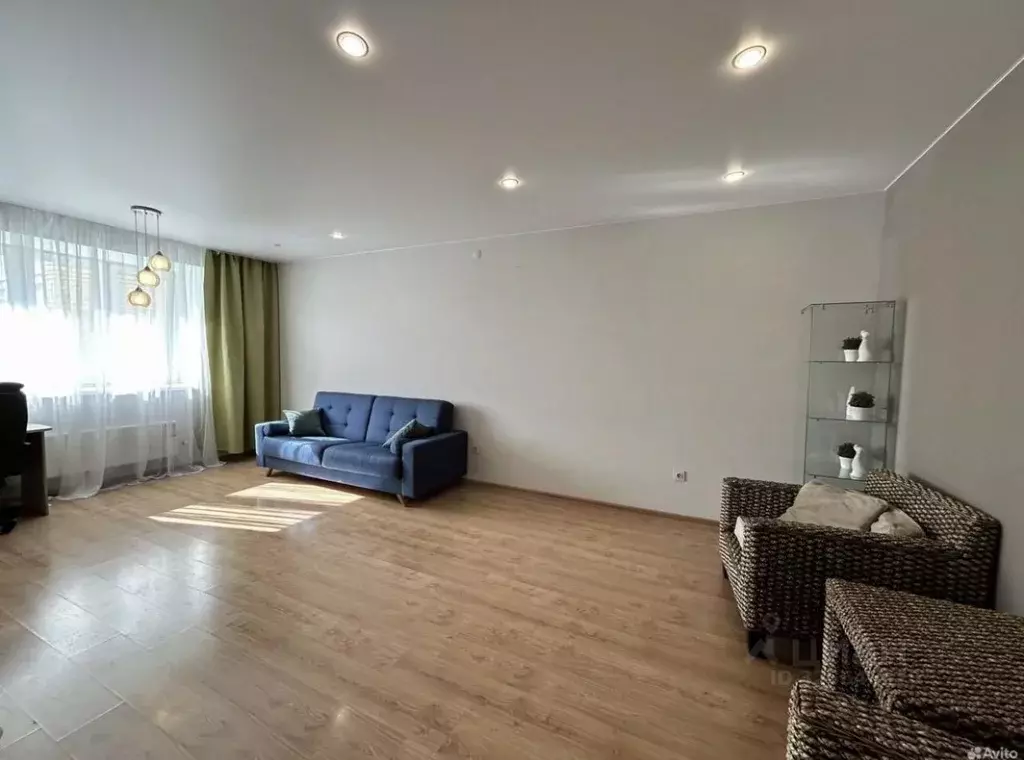 2-к кв. Свердловская область, Екатеринбург ул. 8 Марта, 173 (77.0 м) - Фото 2