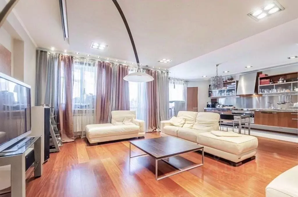 3-к кв. Самарская область, Самара Ульяновская ул., 13 (125.0 м) - Фото 1