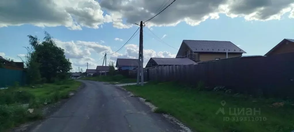 Участок в Калужская область, Боровский район, Совьяки с/пос, д. ... - Фото 0