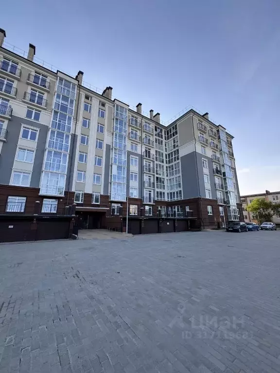 3-к кв. Калининградская область, Гурьевск Цветочная ул., 20 (90.6 м) - Фото 0