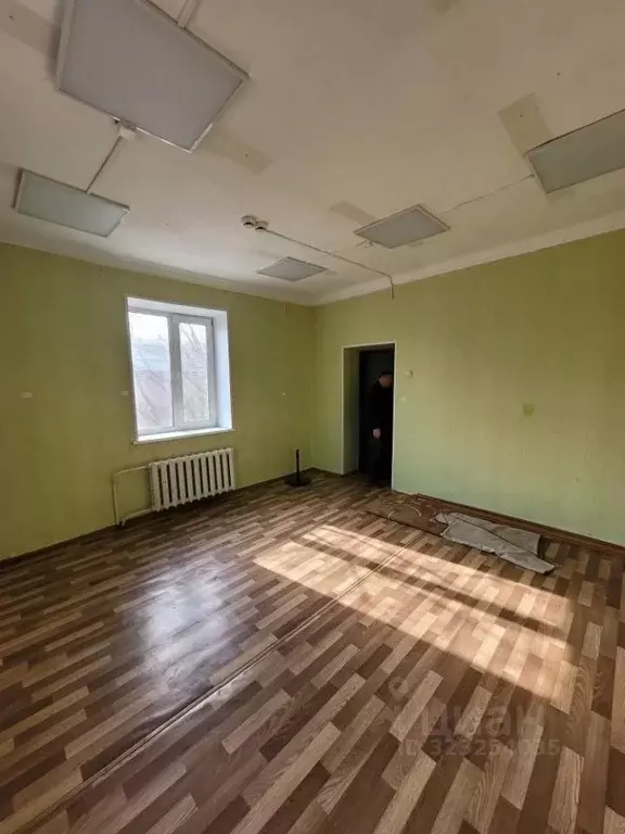 Помещение свободного назначения в Омская область, Омск Братская ул., ... - Фото 2