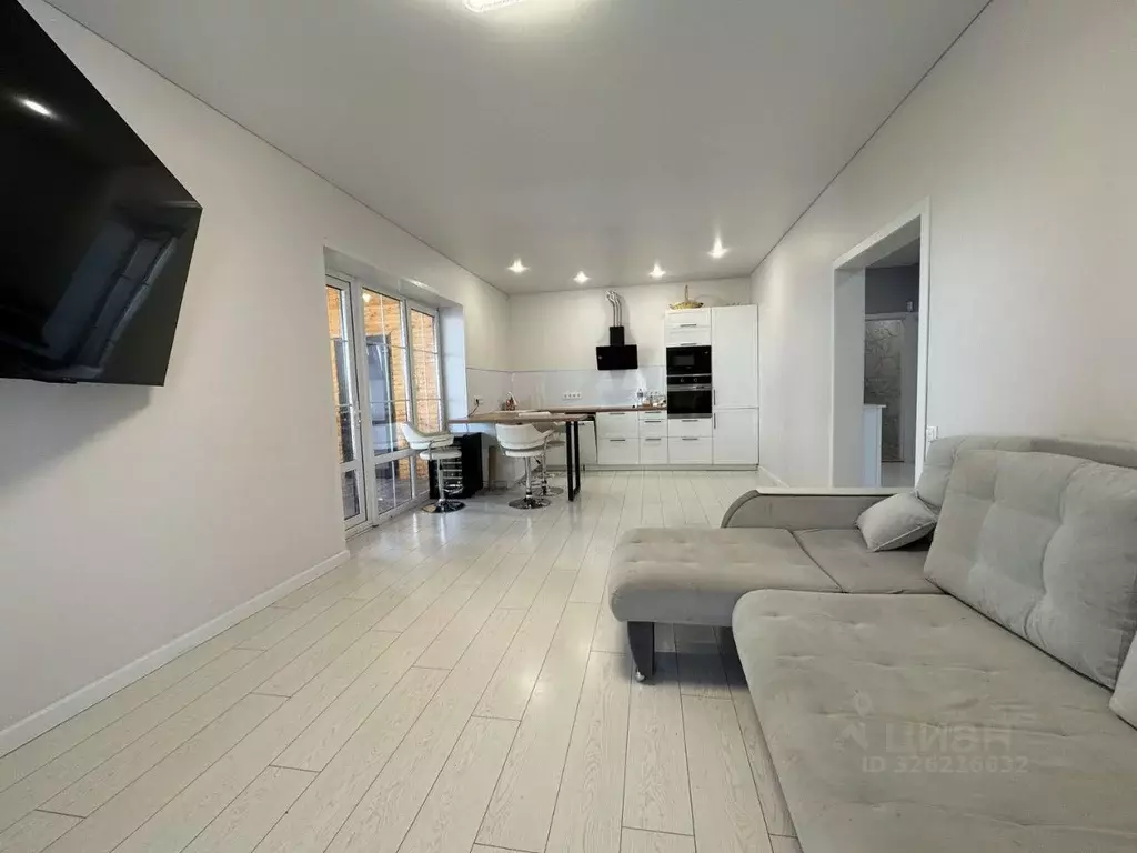 Дом в Свердловская область, Белоярский муниципальный округ, пос. ... - Фото 1