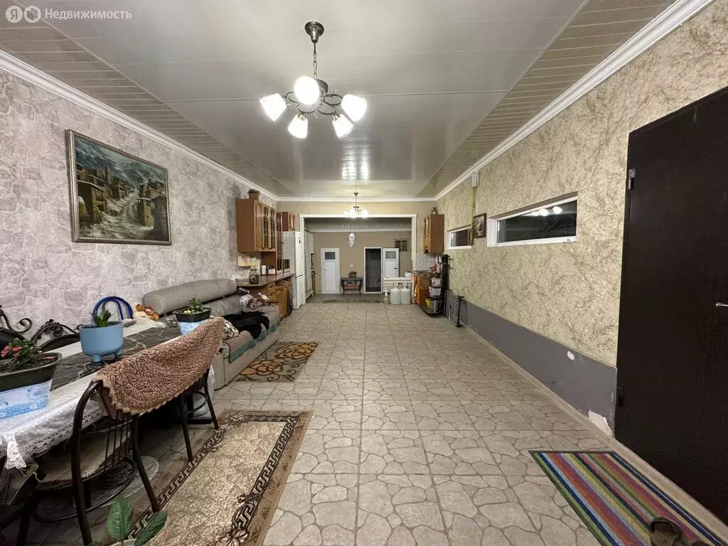 Дом в Махачкала, улица Магомед-Али Алиева (66 м) - Фото 1