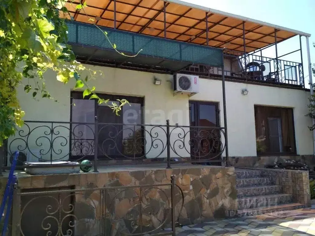 Дом в Краснодарский край, Темрюкский район, Тамань ст-ца Приморский ... - Фото 1