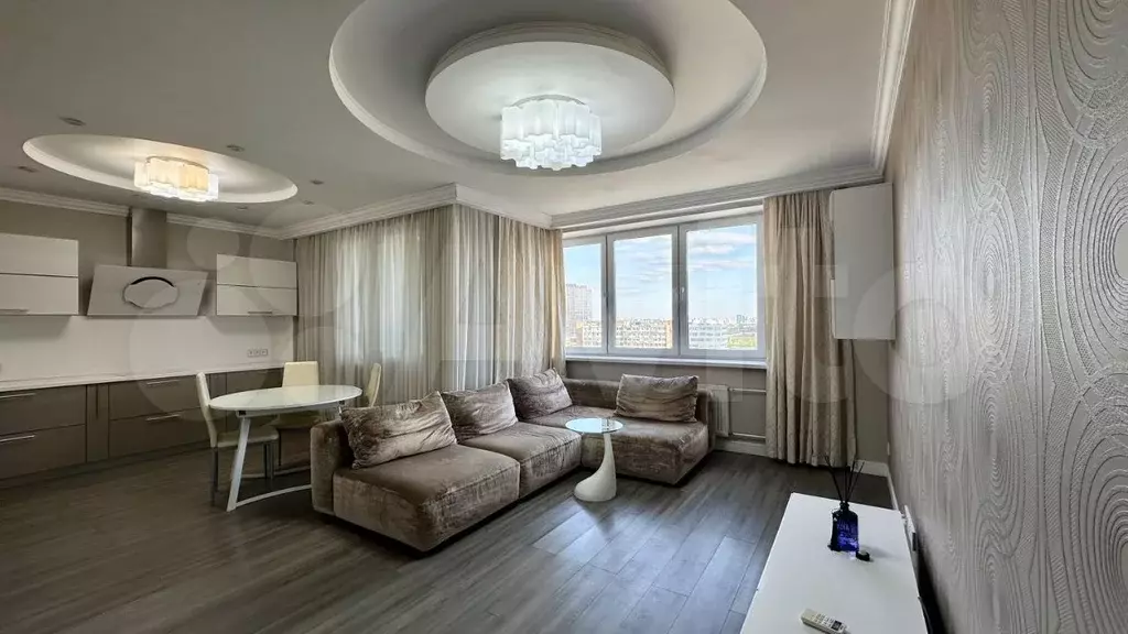 2-к. квартира, 70 м, 10/19 эт. - Фото 0