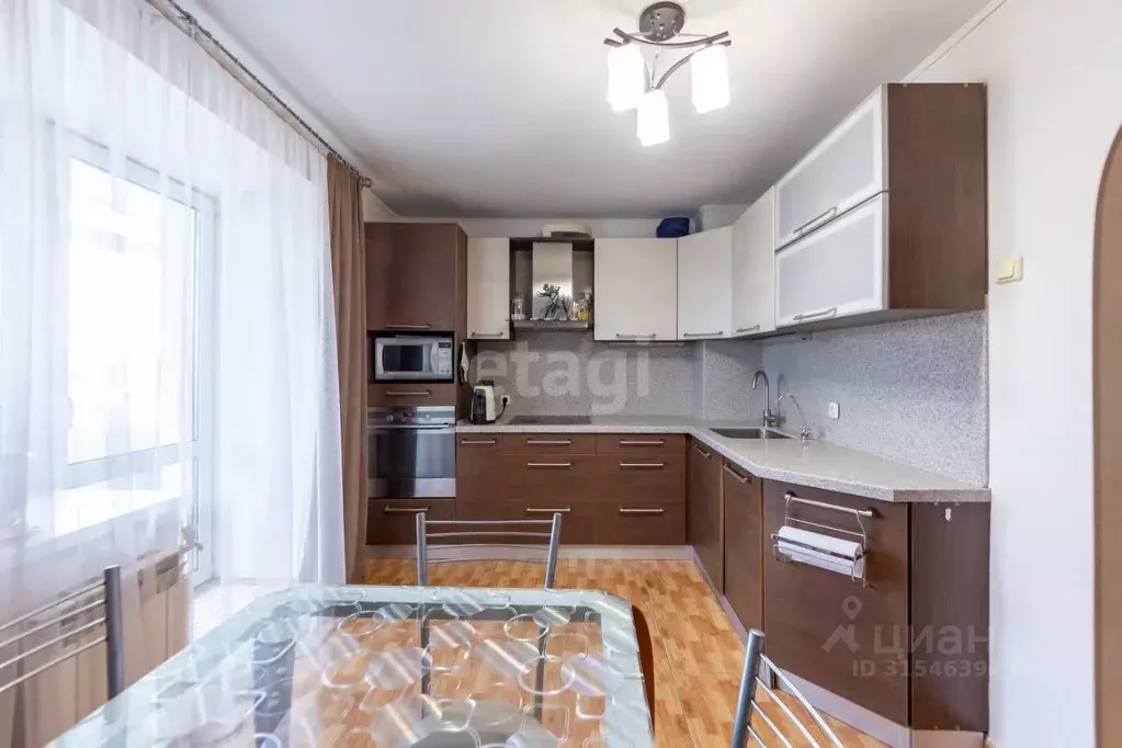 4-к кв. Хабаровский край, Хабаровск ул. Серышева, 80 (104.8 м) - Фото 1
