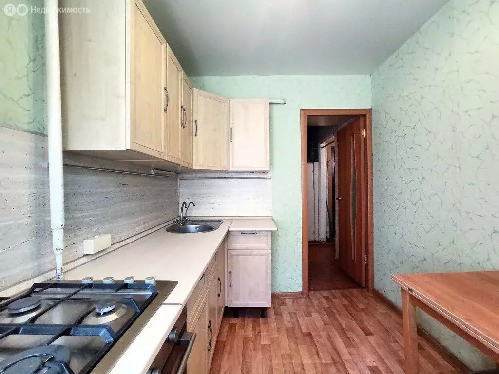 3-комнатная квартира: Саратов, Топольчанская улица, 3А (55.5 м) - Фото 0