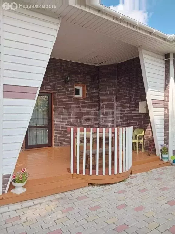 Дом в Омская область, рабочий посёлок Таврическое, улица Химиков (100 ... - Фото 2