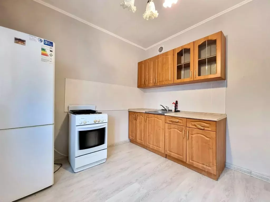 2-к кв. Московская область, Химки Молодежная ул., 76 (58.0 м) - Фото 1