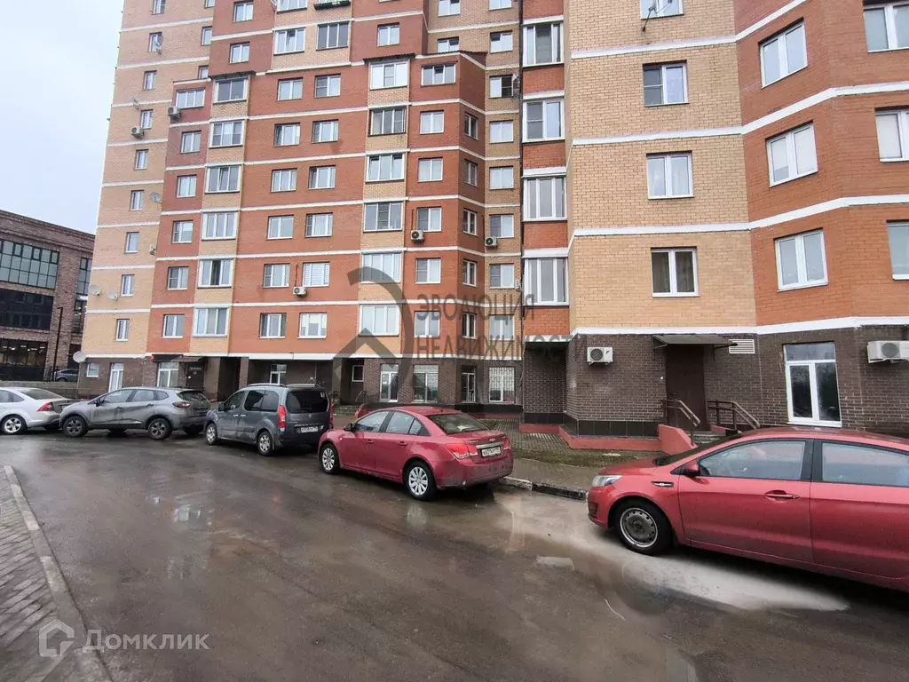 Продаётся 2-к квартира, 65 м - Фото 0