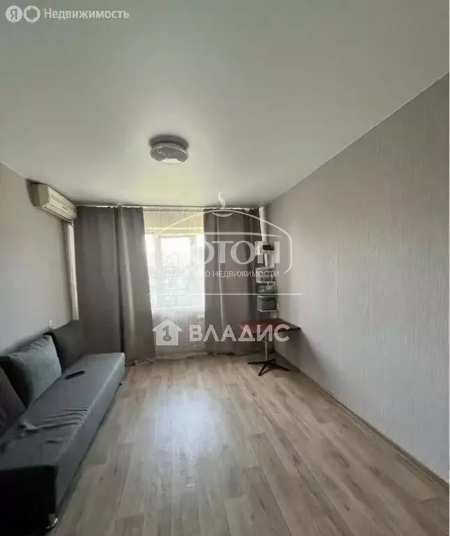 3-комнатная квартира: Элиста, 4-й микрорайон, 33 (66.3 м) - Фото 1
