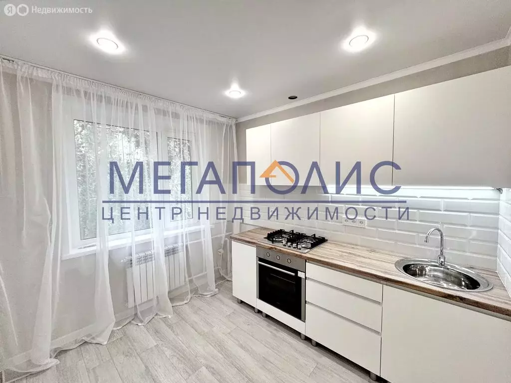 2-комнатная квартира: Балаково, проспект Героев, 30 (40.3 м) - Фото 0