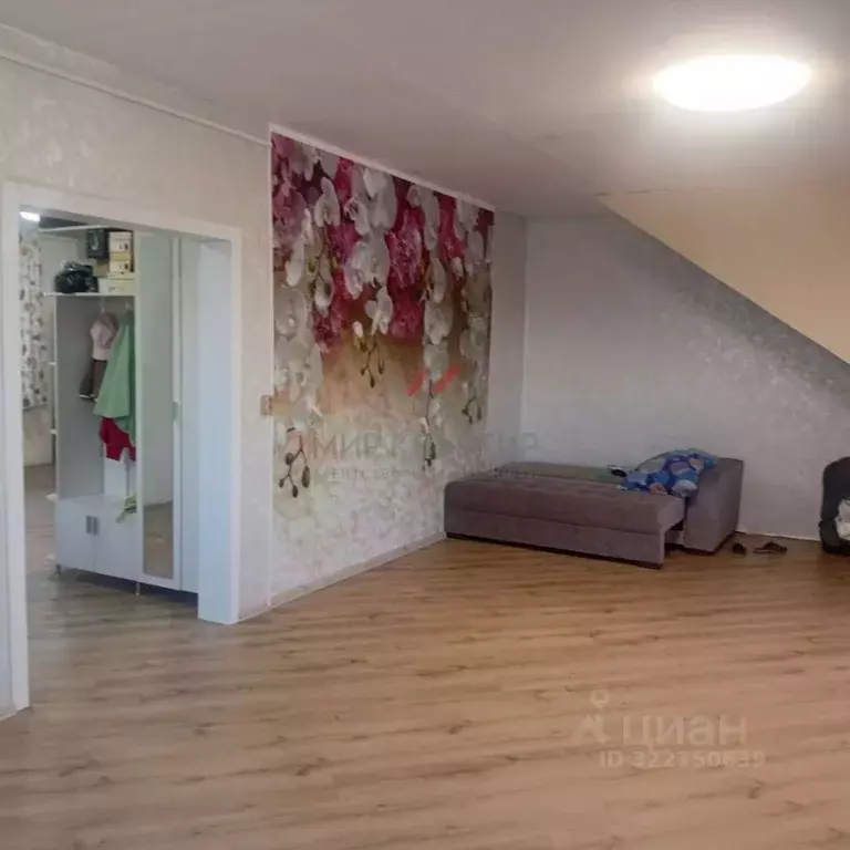 Дом в Тыва, Кызылский кожуун, с. Сукпак  (238 м) - Фото 1