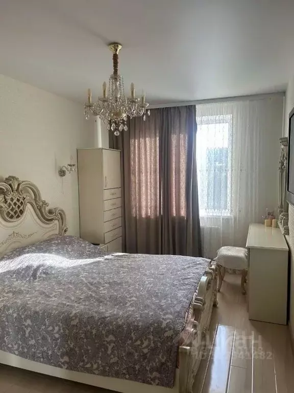 3-к кв. Крым, Симферополь ул. Генерала Родионова, 3Б (76.0 м) - Фото 1