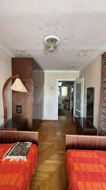 Комната 15 м в 2-к., 1/4 эт. - Фото 0