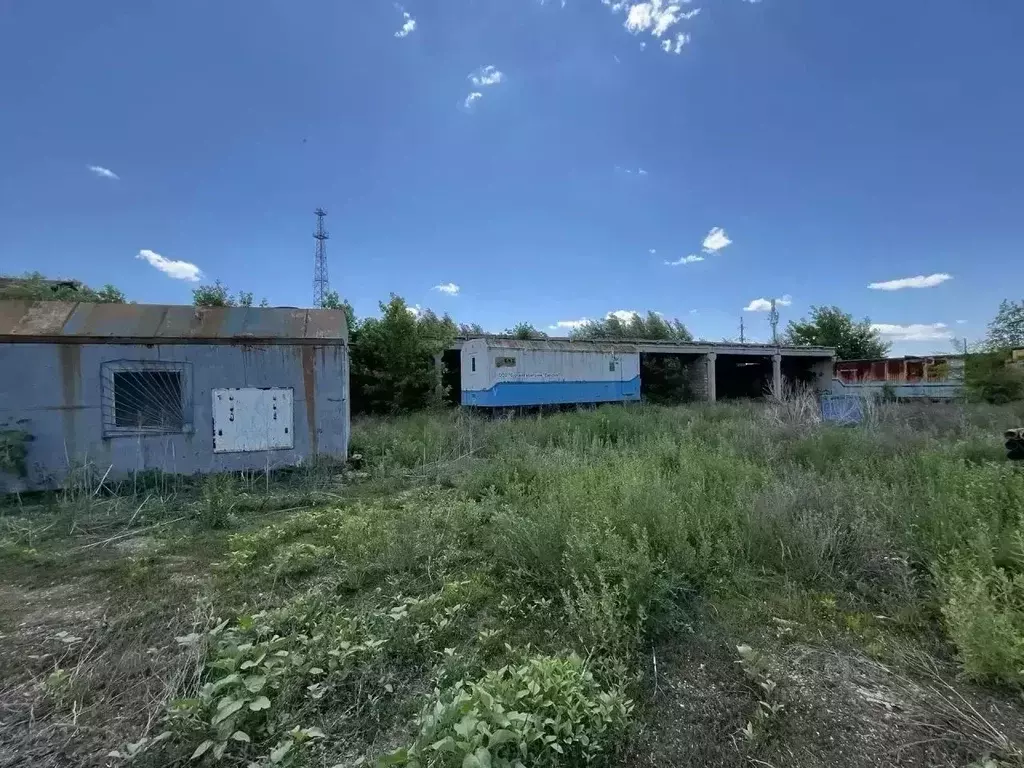 Гараж в Оренбургская область, пос. Новосергиевка ул. Советская, 53А ... - Фото 1