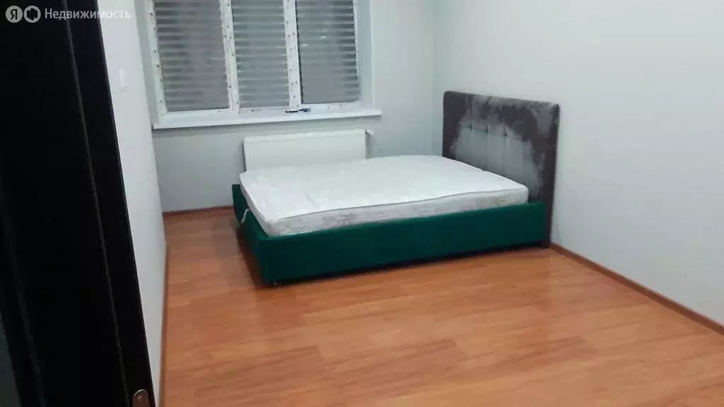 1-комнатная квартира: Саратов, улица имени С.П. Лисина, 6 (40 м) - Фото 1
