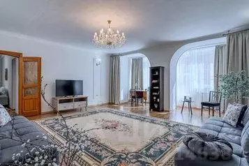 2-к кв. Астраханская область, Астрахань Березовский пер., 12 (96.0 м) - Фото 0